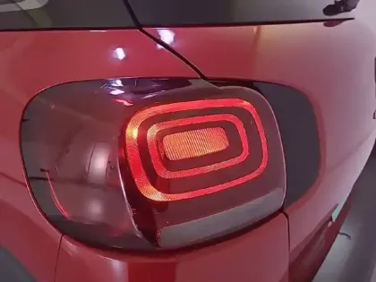 Photo 16 Citroën C3 Aircross  BlueHDi 120 S&S EAT6