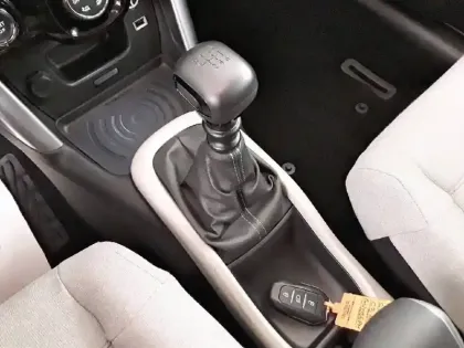 Photo 13 Citroën C3 Aircross  PureTech 110 S&S BVM6