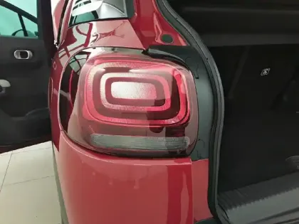 Photo 16 Citroën C3 Aircross  PureTech 110 S&S BVM6