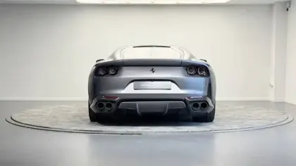 Photo 5 Ferrari 812  Superfast 6.5 V12 800ch