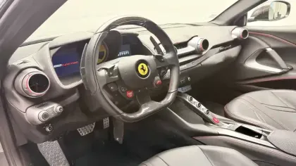 Photo 15 Ferrari 812  Superfast 6.5 V12 800ch