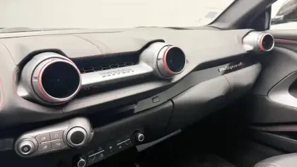 Photo 12 Ferrari 812  Superfast 6.5 V12 800ch