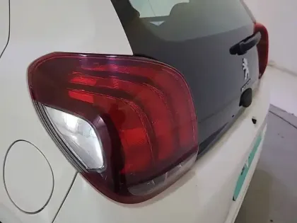 Photo 16 Peugeot 108  VTi 72ch BVM5