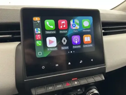 Photo 25 Renault Clio  E-Tech full hybrid 145