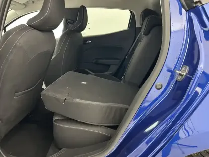 Photo 19 Renault Clio  E-Tech full hybrid 145