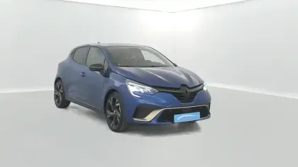 Photo 6 Renault Clio  E-Tech full hybrid 145