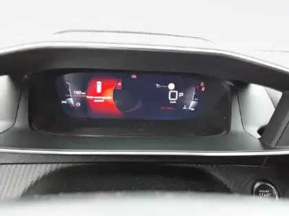 Photo 9 Peugeot 2008  PureTech 130 S&S EAT8