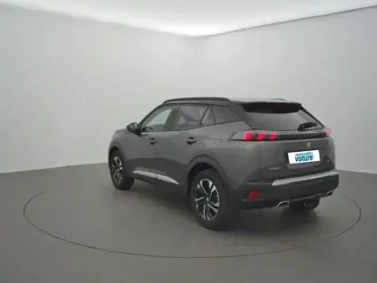 Photo 6 Peugeot 2008  PureTech 130 S&S EAT8