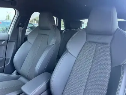 Photo 66 Audi A3  Sportback 40 TFSIe 204 S tronic 6