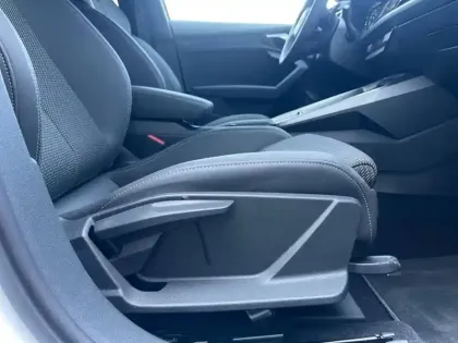 Photo 73 Audi A3  Sportback 40 TFSIe 204 S tronic 6