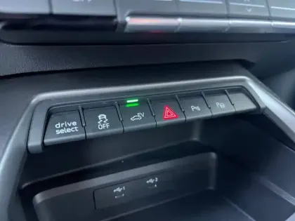 Photo 77 Audi A3  Sportback 40 TFSIe 204 S tronic 6