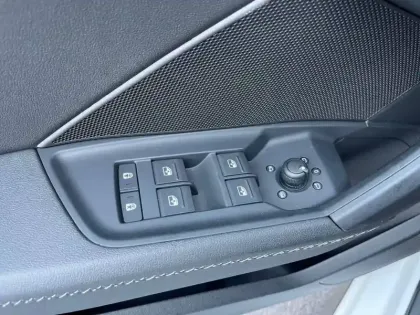 Photo 64 Audi A3  Sportback 40 TFSIe 204 S tronic 6