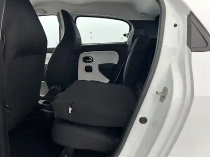 Photo 102 Renault Twingo  III E-Tech