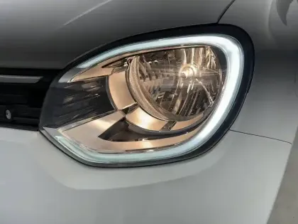 Photo 28 Renault Twingo  III E-Tech