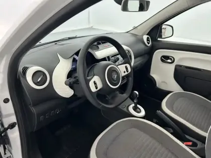 Photo 113 Renault Twingo  III E-Tech