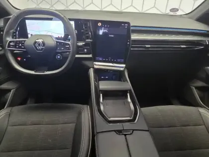 Photo 10 Renault Austral  E-Tech hybrid 200