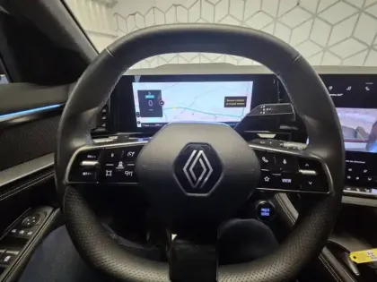 Photo 30 Renault Austral  E-Tech hybrid 200