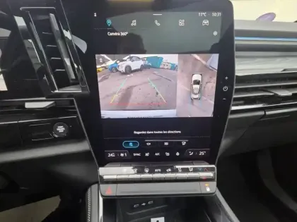 Photo 36 Renault Austral  E-Tech hybrid 200