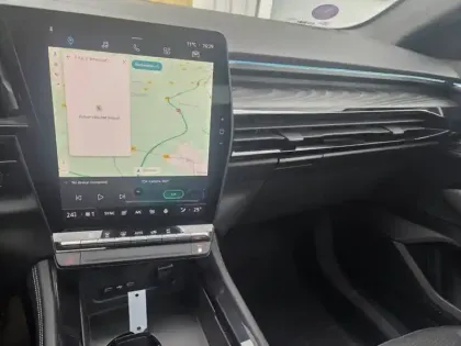 Photo 39 Renault Austral  E-Tech hybrid 200