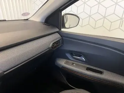 Photo 40 Dacia Sandero  ECO-G 100 - 22