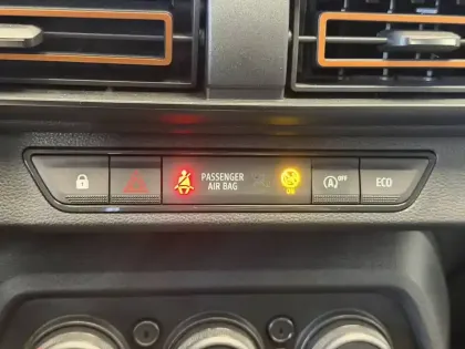 Photo 37 Dacia Sandero  ECO-G 100 - 22