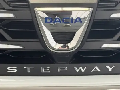 Photo 29 Dacia Sandero  ECO-G 100 - 22