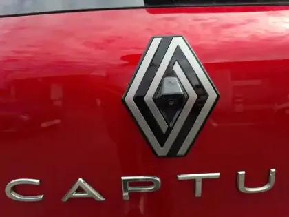 Photo 23 Renault Captur  E-Tech full hybrid 160 ch