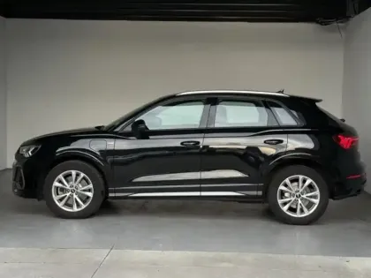 Photo 1 Audi Q3  45 TFSIe 245 ch S tronic 6