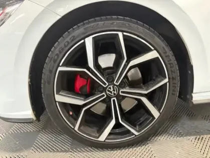 Photo 24 Volkswagen Polo  2.0 TSI 207 S&S DSG7