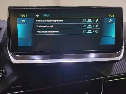 Photo 44 Peugeot 2008  Electrique 136 ch