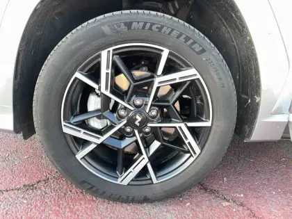 Photo 8 Hyundai Tucson  1.6 T-GDI 215 Hybrid BVA6