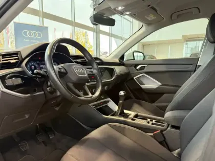 Photo 7 Audi Q3  35 TFSI 150 ch