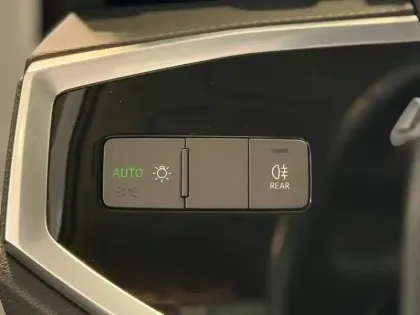 Photo 23 Audi Q3  35 TFSI 150 ch