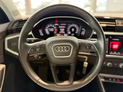 Photo 9 Audi Q3  35 TFSI 150 ch