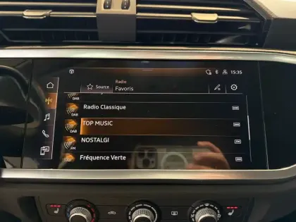 Photo 11 Audi Q3  35 TFSI 150 ch