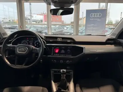 Photo 6 Audi Q3  35 TFSI 150 ch