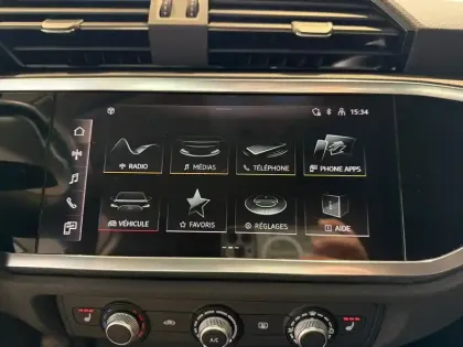 Photo 14 Audi Q3  35 TFSI 150 ch