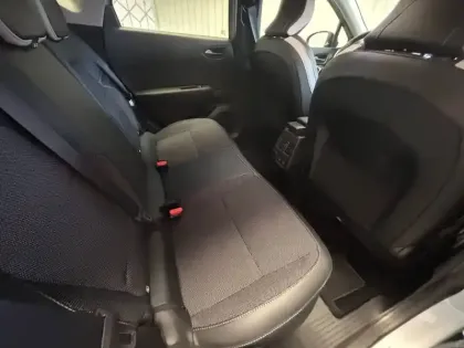 Photo 14 Renault Captur  E-Tech 145 - 21