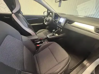 Photo 35 Renault Captur  E-Tech 145 - 21