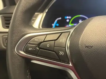 Photo 38 Renault Captur  E-Tech 145 - 21