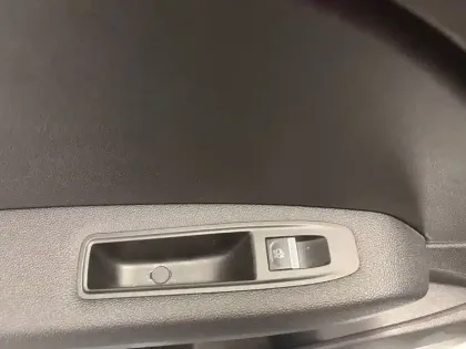 Photo 37 Renault Captur  E-Tech 145 - 21