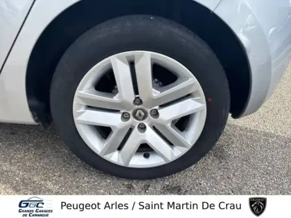 Photo 10 Renault Clio  TCe 90 - 21