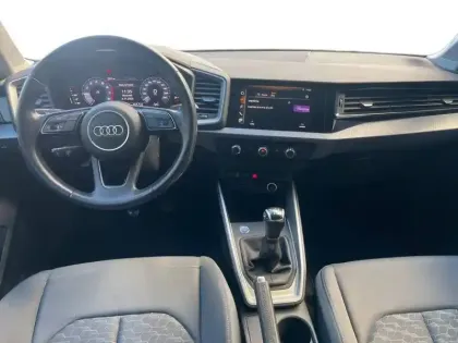 Photo 10 Audi A1  Sportback 30 TFSI 116 ch BVM6