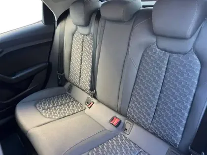 Photo 13 Audi A1  Sportback 30 TFSI 116 ch BVM6