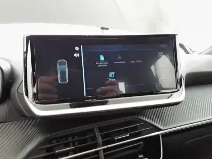 Photo 37 Peugeot 2008  PureTech 100 S&S BVM6