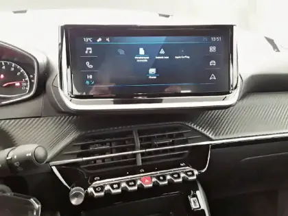 Photo 34 Peugeot 2008  PureTech 100 S&S BVM6