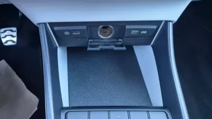 Photo 63 Hyundai Bayon  1.0 T-GDi 100 Hybrid 48V