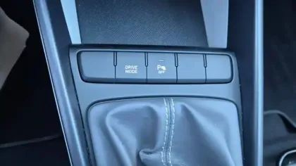 Photo 60 Hyundai Bayon  1.0 T-GDi 100 Hybrid 48V