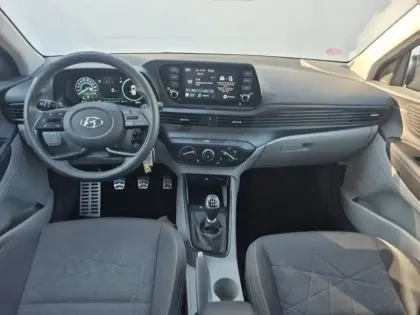 Photo 42 Hyundai Bayon  1.0 T-GDi 100 Hybrid 48V