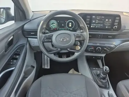 Photo 43 Hyundai Bayon  1.0 T-GDi 100 Hybrid 48V